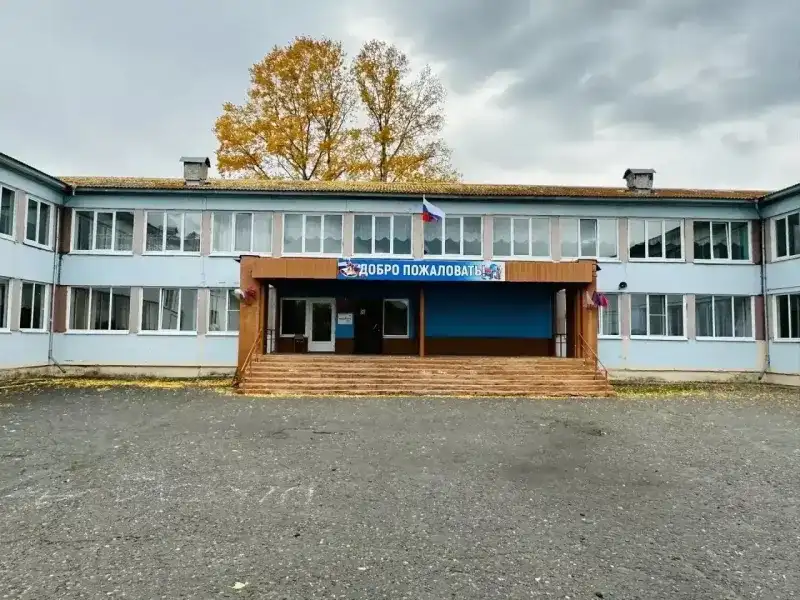 Директора школы в Минусинском округе уволили за привилегии для дочери