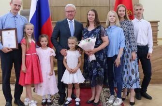 v-krasnoyarskom-krae-pozdravili-pobediteley-konkursa-semya-goda-zapad24-2